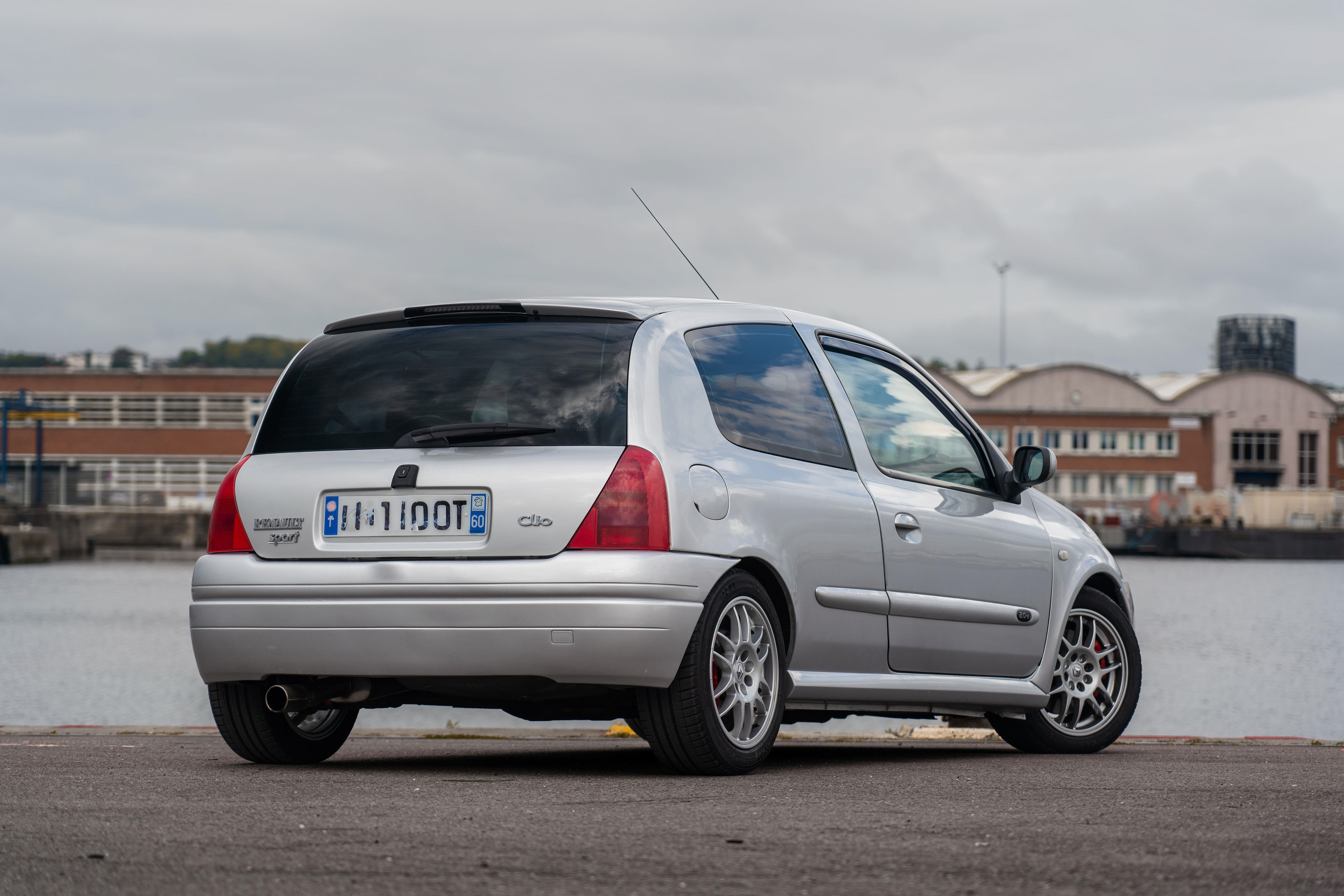 Clio 2 RS1 photo 3