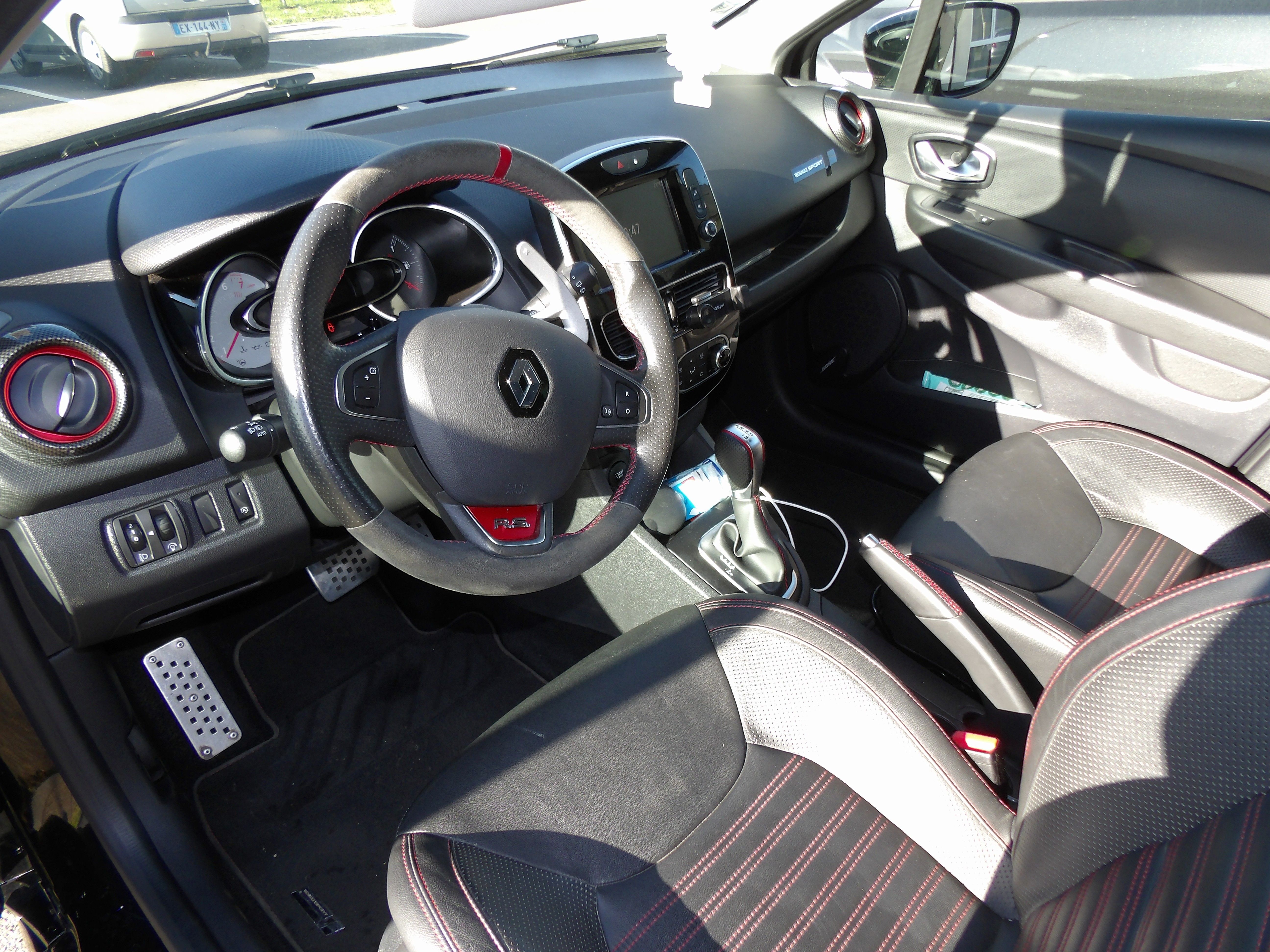 Clio 4 RS18 photo 12