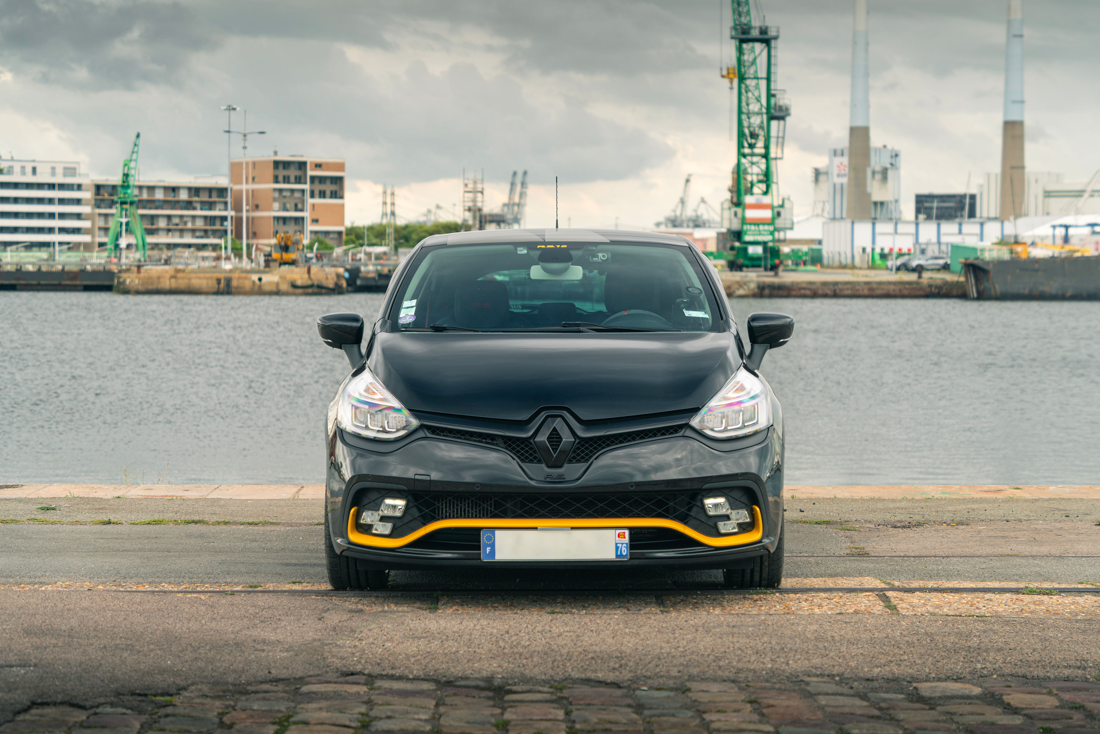 Clio 4 RS18 photo 2
