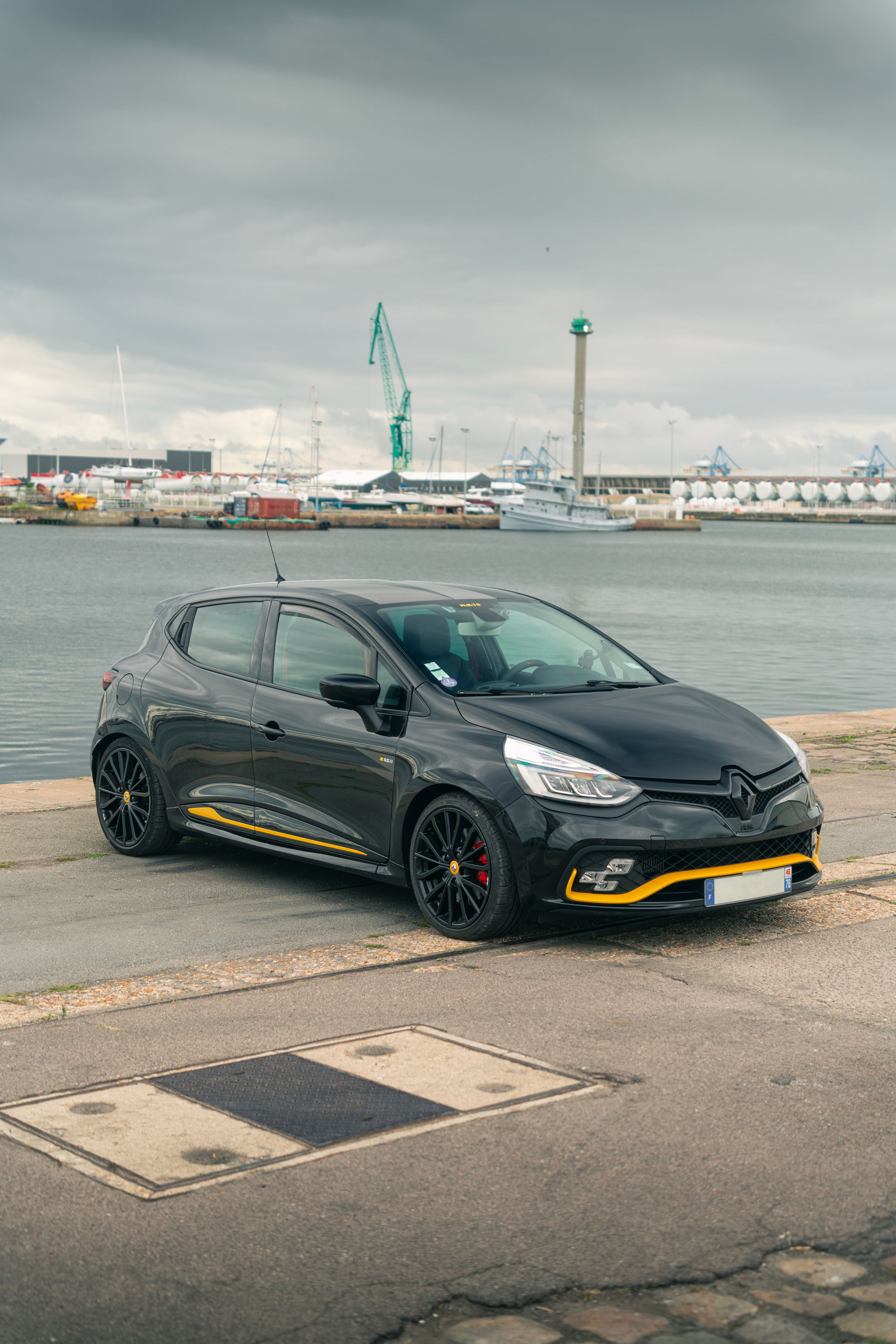 Clio 4 RS18 photo 3