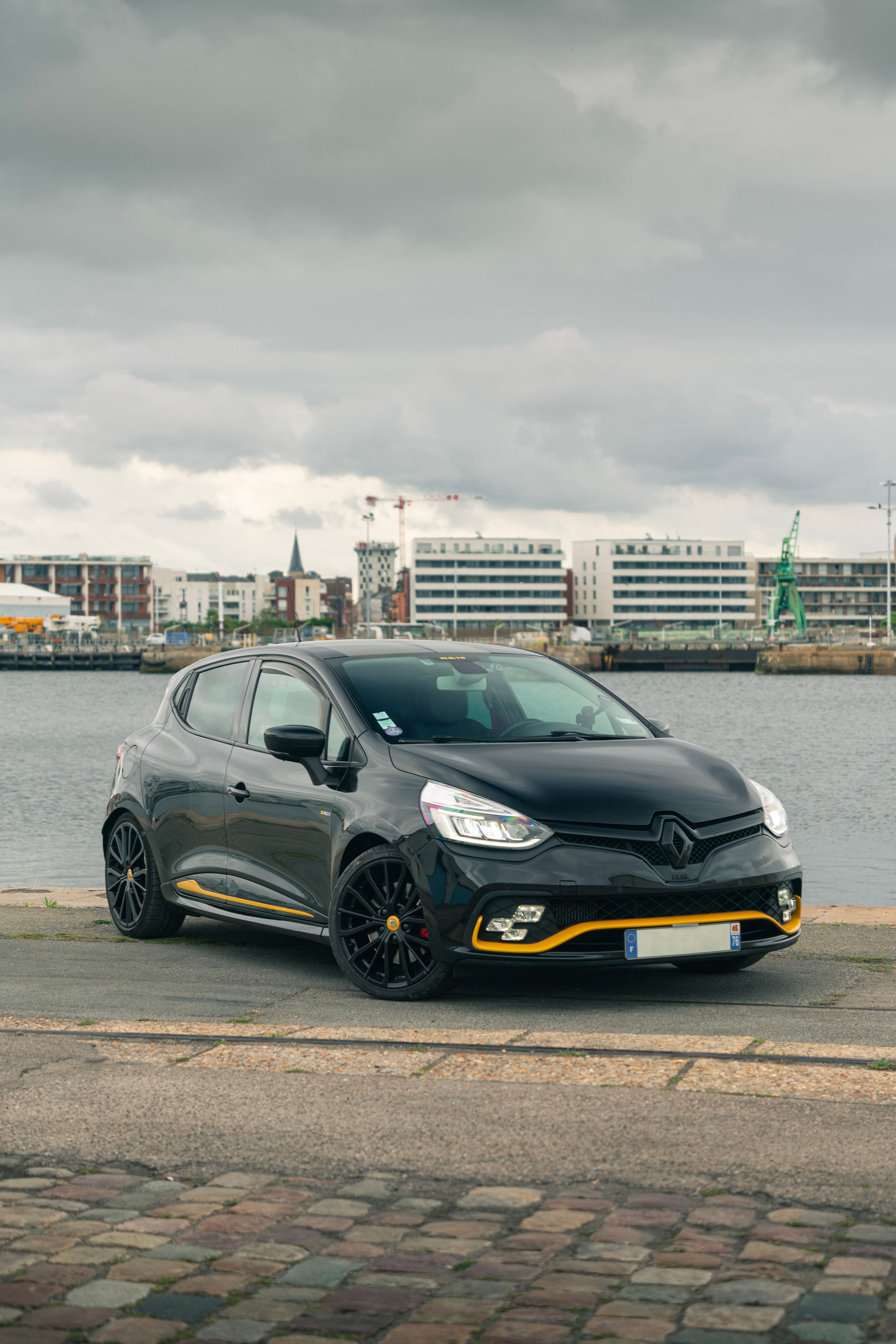 Clio 4 RS18 photo 4